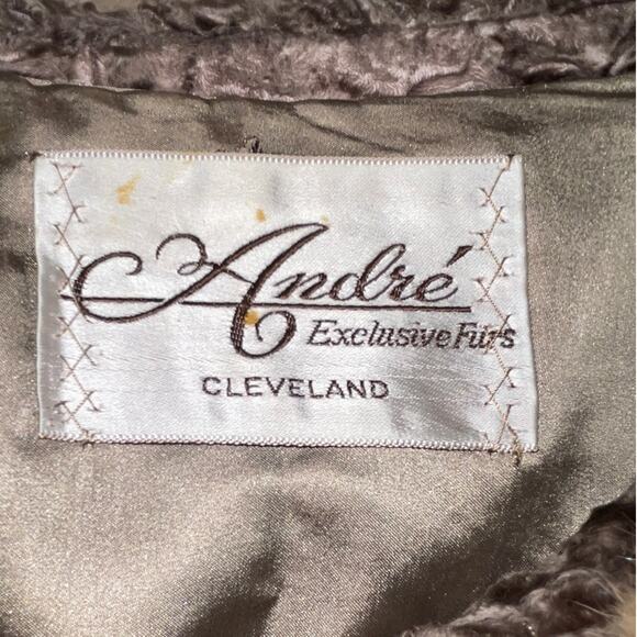 Genuine Andre Exclusive Furs Persian Lamb Coat w/ Blond Mink Collar - Size M/L - Picture 2 of 15